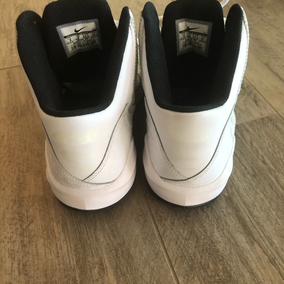 Nike’s - Picture 4 of 5